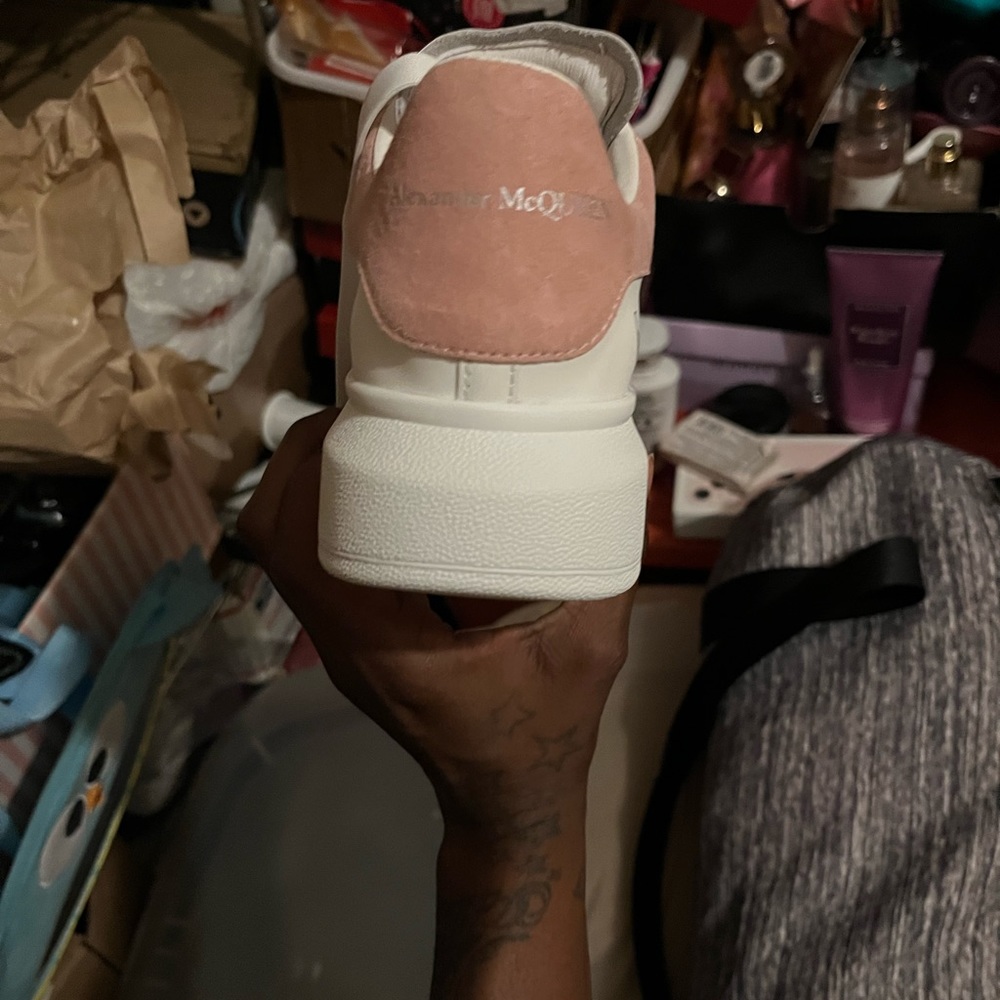Alexander McQueen size 35